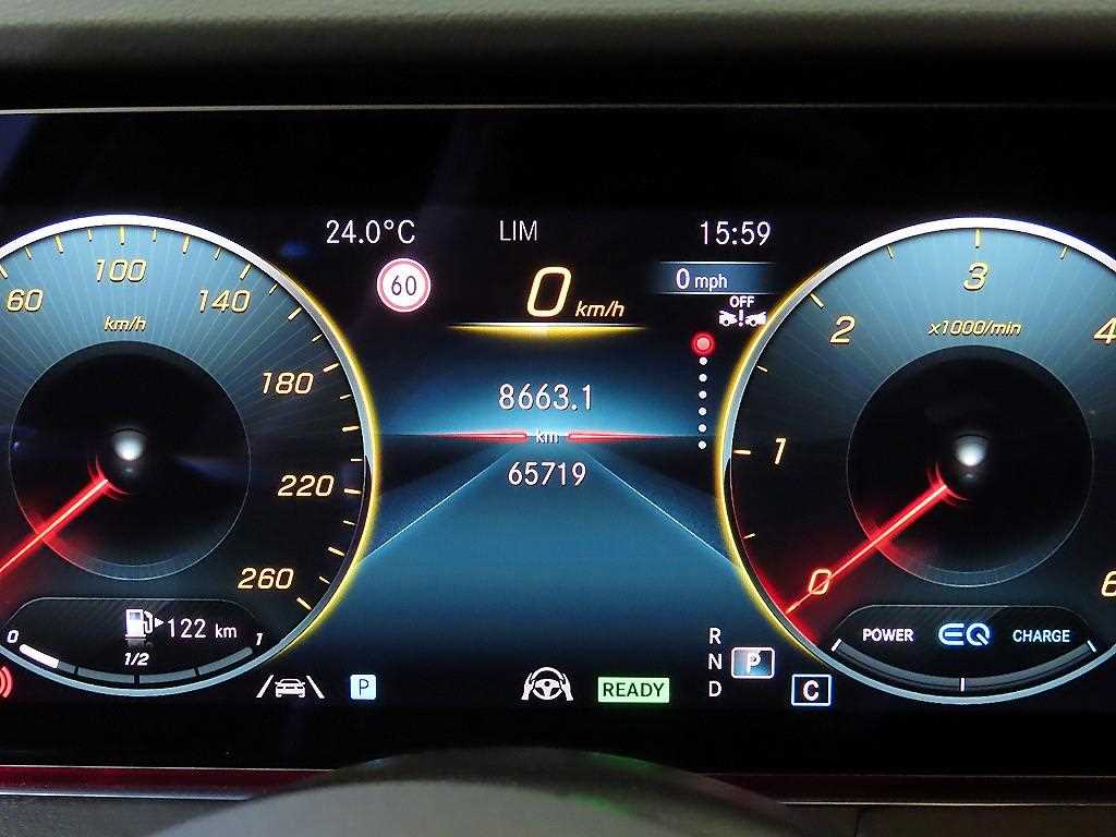 Mercedes Benz CLS Class - Vista 9