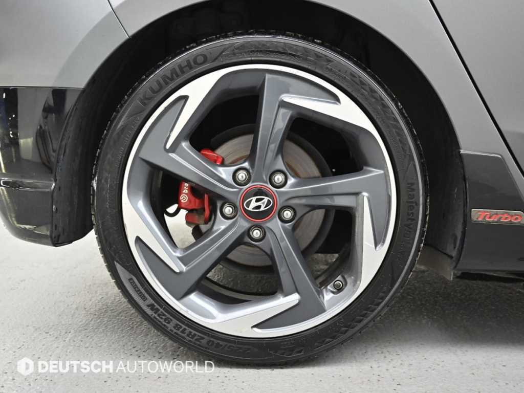 HYUNDAI Veloster - Vista 5