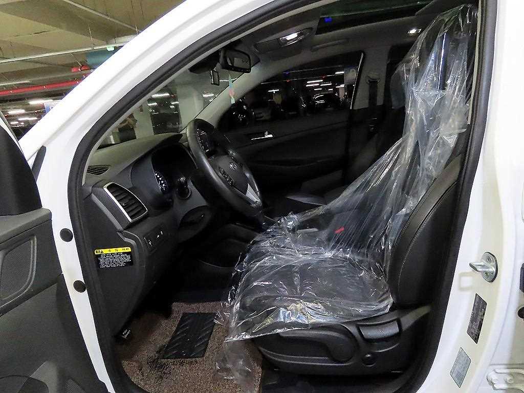 HYUNDAI Tucson - Vista 6