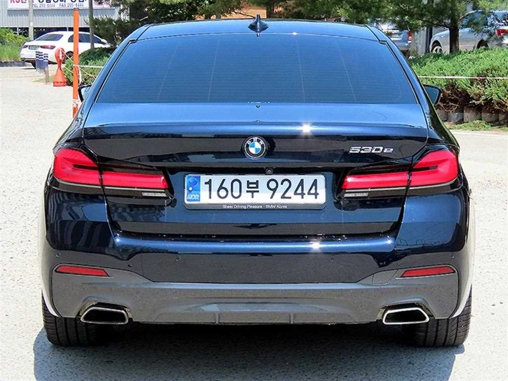 BMW 5 Series - Vista 4