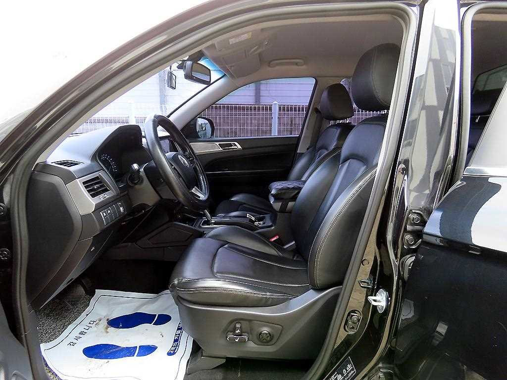 Ssangyong Rexton - Vista 5