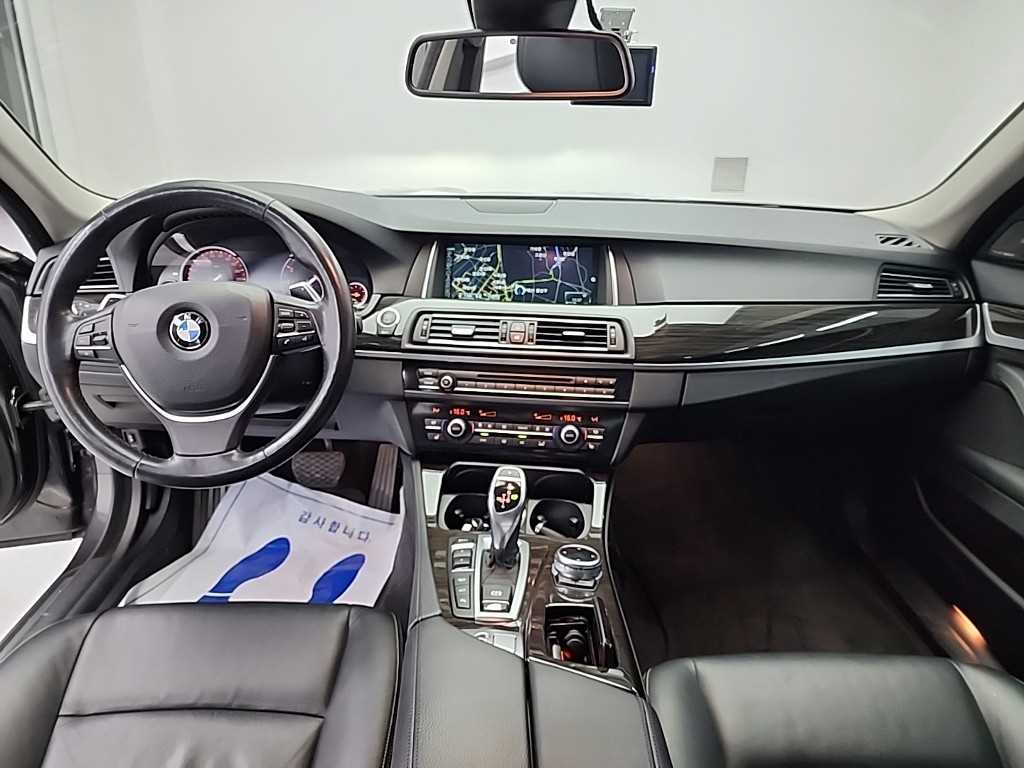 BMW 5 Series - Vista 7