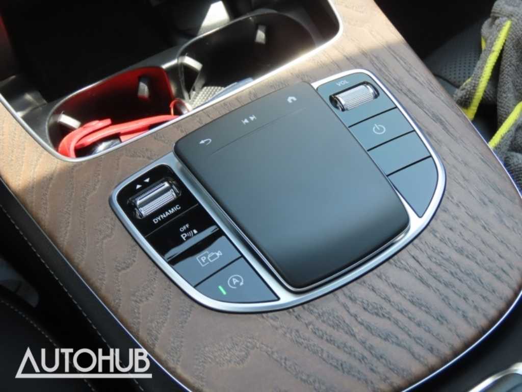 Mercedes Benz E class - Vista 7