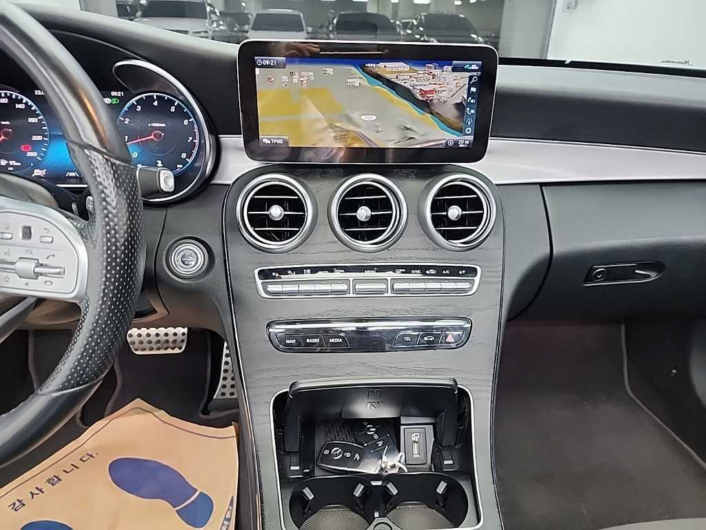 Mercedes Benz C Class - Vista 10