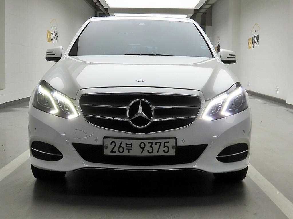Mercedes Benz E class 2014 - Importación desde Corea - HF Imports Iquique - Foto 1