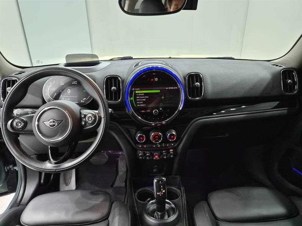 Mini Countryman - Vista 8