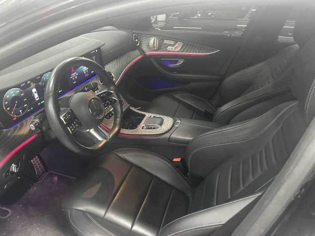 Mercedes Benz E class - Vista 9
