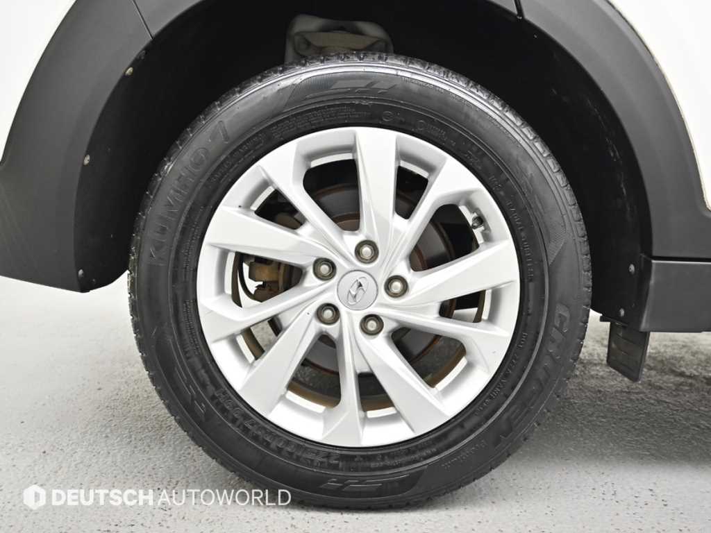 HYUNDAI Tucson - Vista 5
