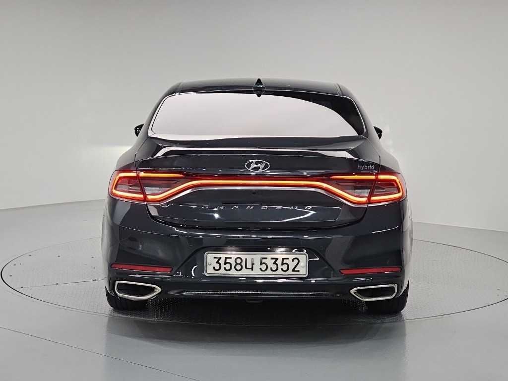 HYUNDAI Grandeur - Vista 3