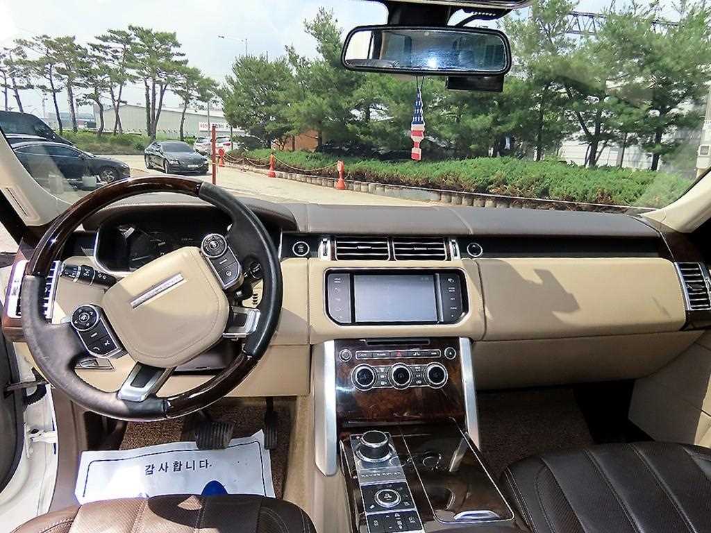 Land Rover Range Rover - Vista 7