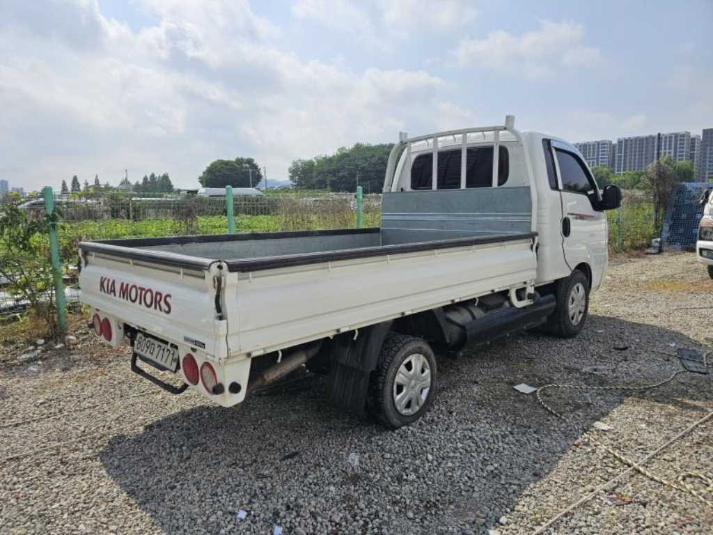 Small Truck Cargo (small) - Vista 4