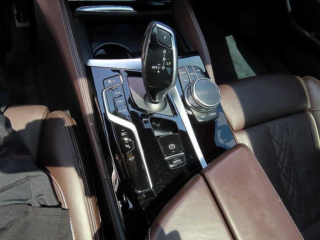 BMW 5 Series - Vista 11