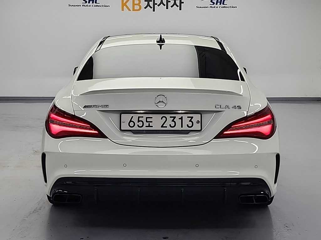 Mercedes Benz CLA Class - Vista 3