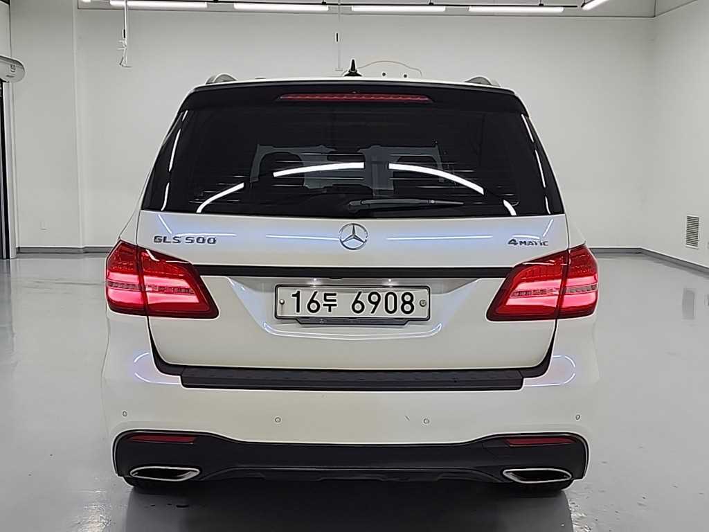 Mercedes Benz GLS Class - Vista 3
