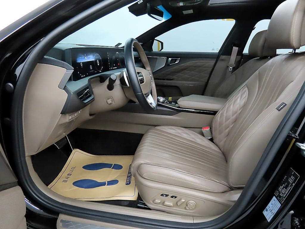 KIA K8 - Vista 5