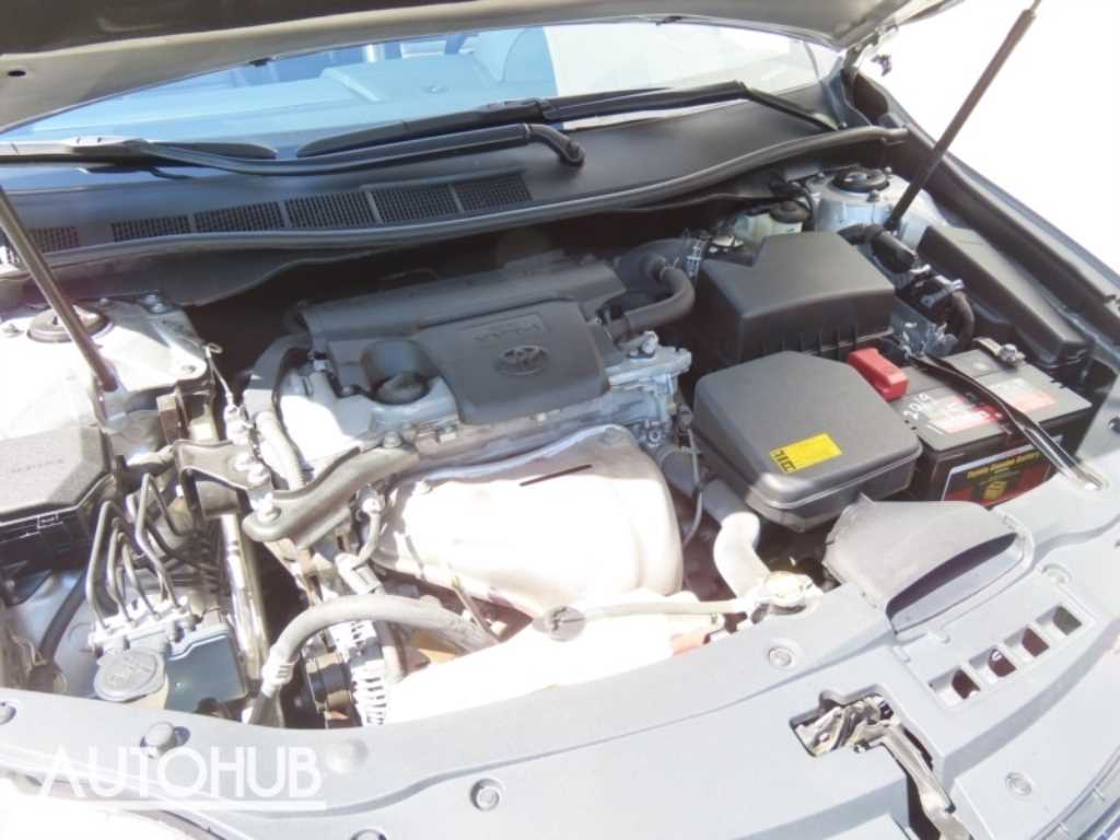 Toyota Camry - Vista 5