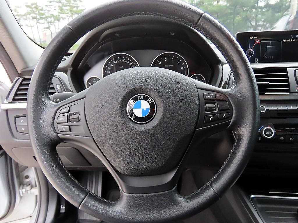 BMW 3 series - Vista 8