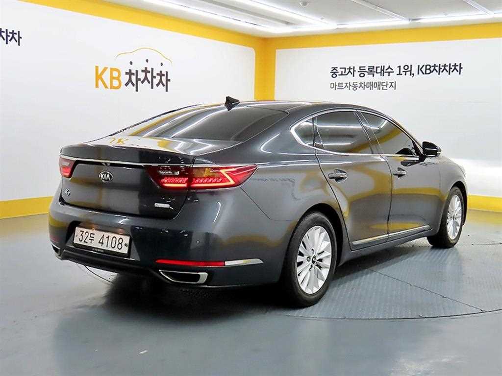 KIA K7 - Vista 4