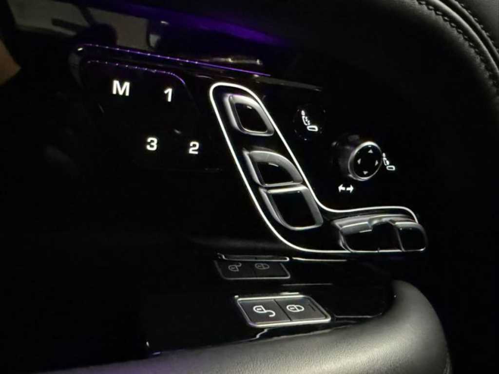 Land Rover Range Rover 2019 Negro - Importación desde Corea - HF Imports Iquique - Foto 15