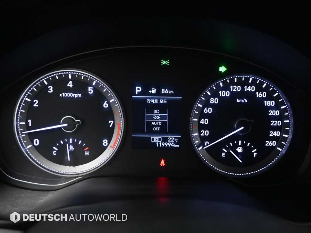 HYUNDAI Grandeur - Vista 8