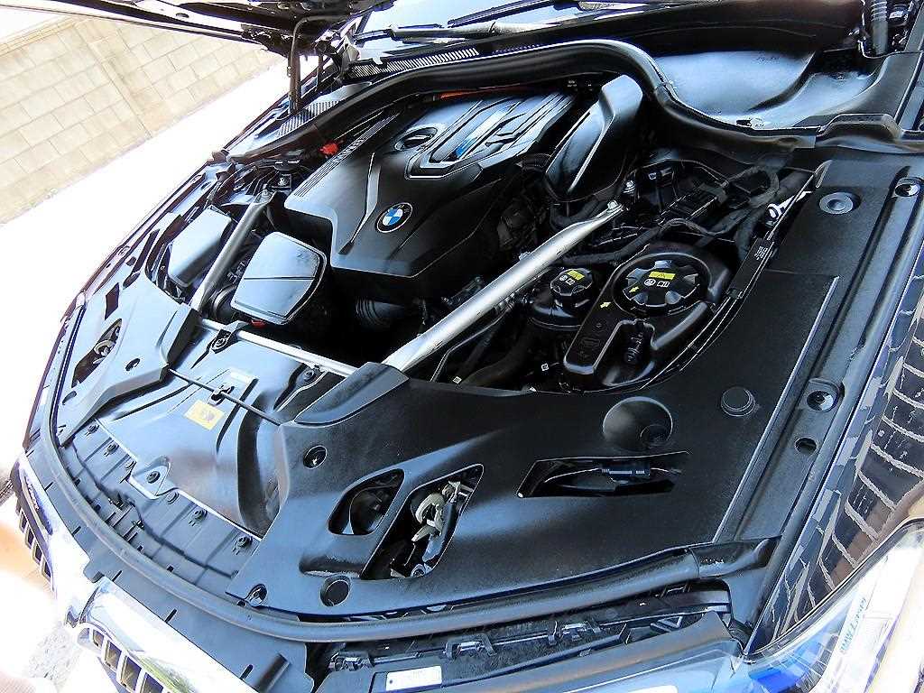 BMW 5 Series 2021 Negro - Importación desde Corea - HF Imports Iquique - Foto 19