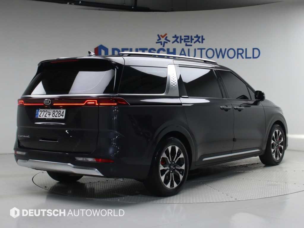 KIA Carnival - Vista 2