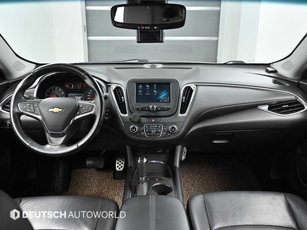 Chevrolet Malibu - Vista 7