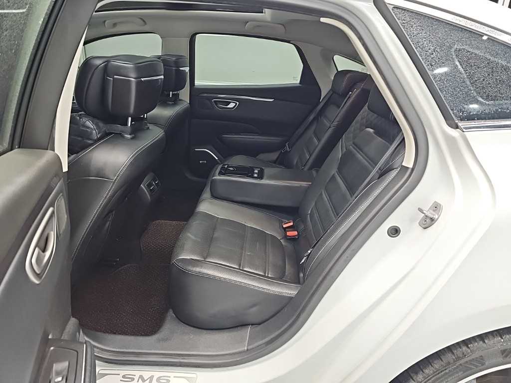 SAMSUNG SM6 - Vista 12