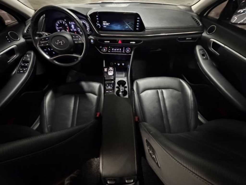 HYUNDAI Sonata - Vista 6