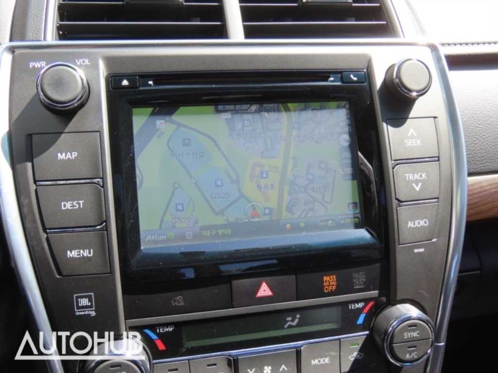 Toyota Camry - Vista 9