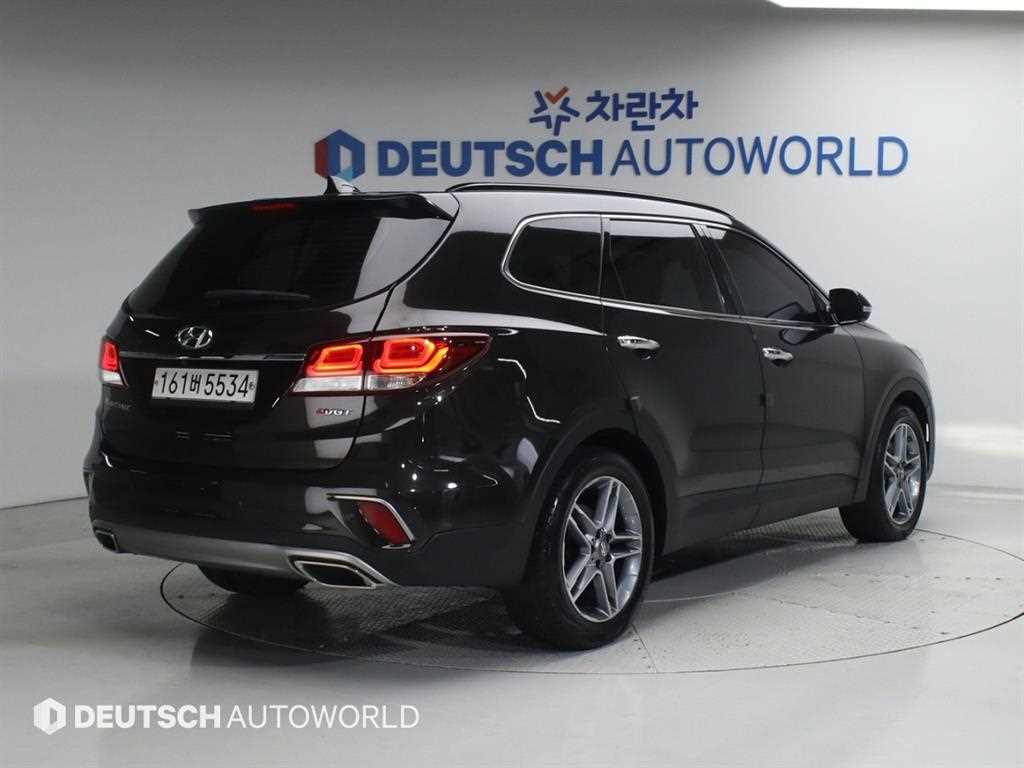 HYUNDAI Maxcruz - Vista 2