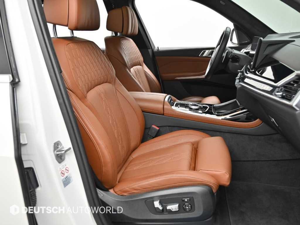 BMW X7 - Vista 12