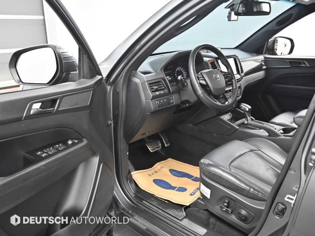 Ssangyong Rexton - Vista 11
