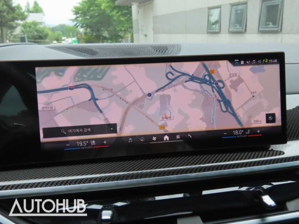 BMW X7 - Vista 8