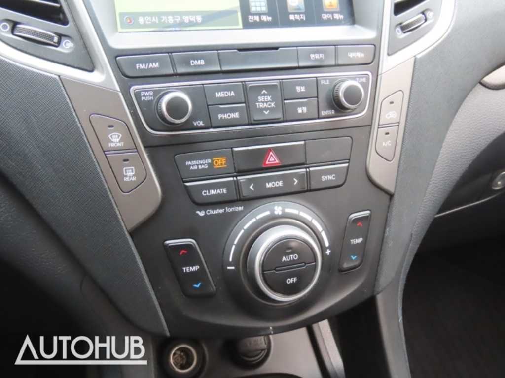 HYUNDAI Santa Fe - Vista 8