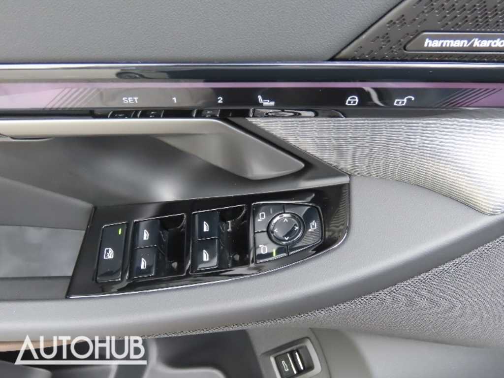 BMW 5 Series 2026 Gris - Importación desde Corea - HF Imports Iquique - Foto 13
