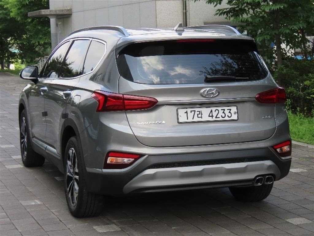 HYUNDAI Santa Fe - Vista 4