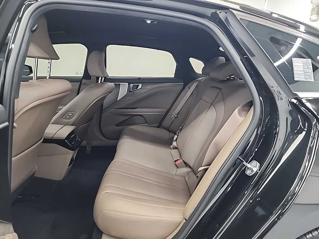 KIA K8 - Vista 12