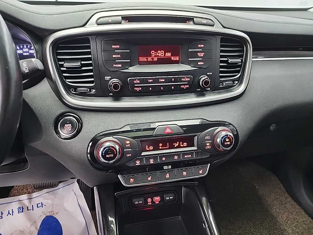 KIA Sorento - Vista 10