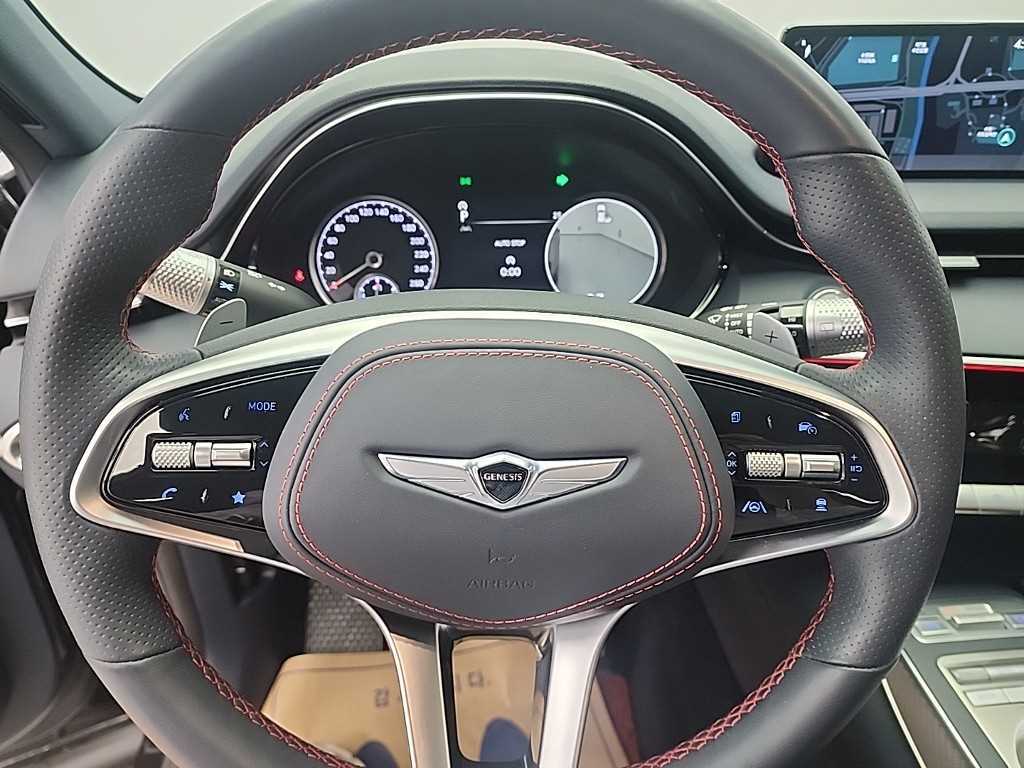Genesis GV70 - Vista 9