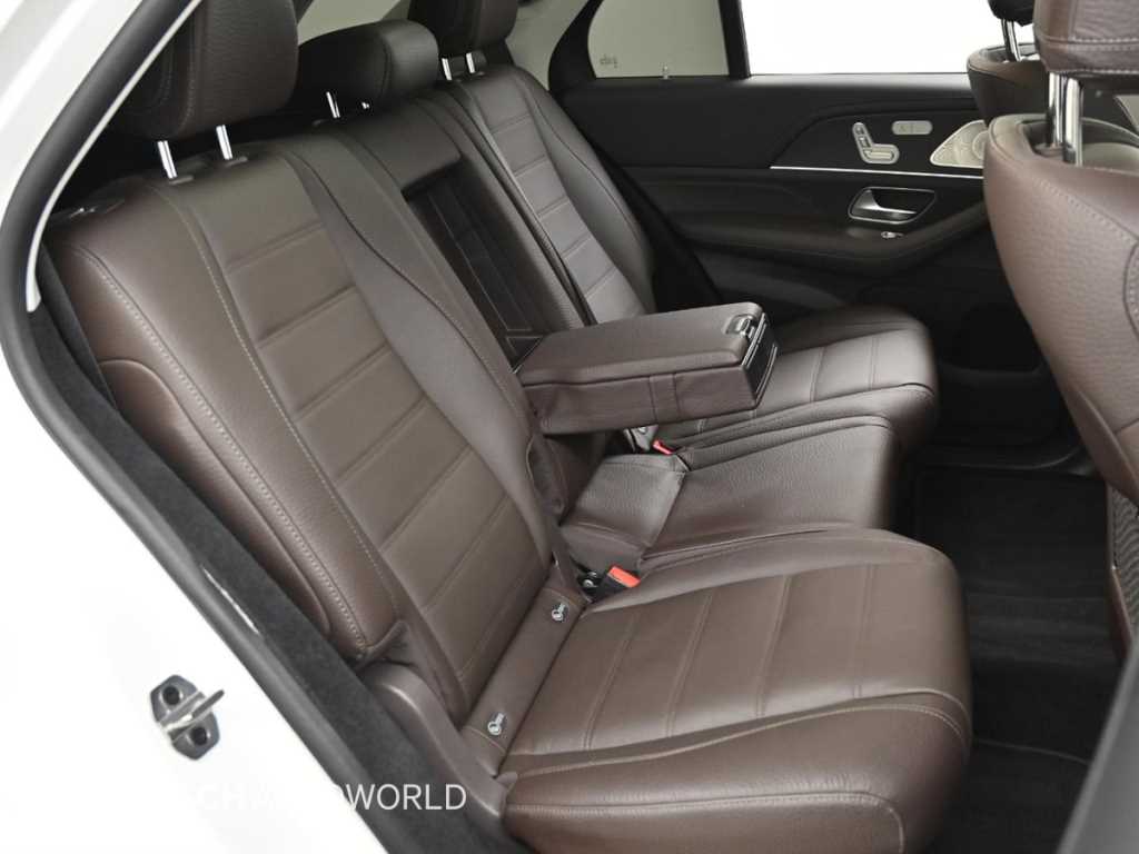 Mercedes Benz GLE Class - Vista 12