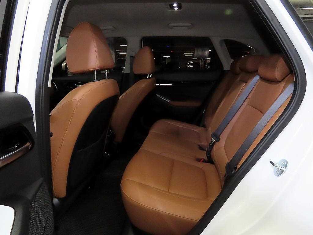 KIA Seltos - Vista 7