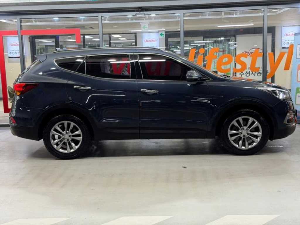 HYUNDAI Santa Fe - Vista 3