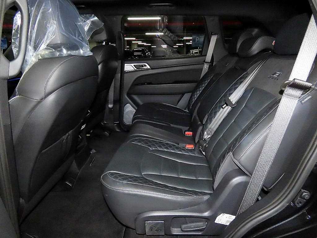 Ssangyong Rexton - Vista 7
