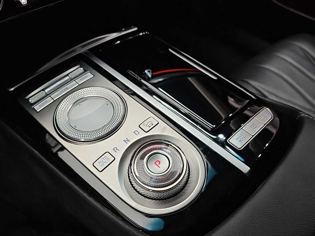 Genesis G80 - Vista 8