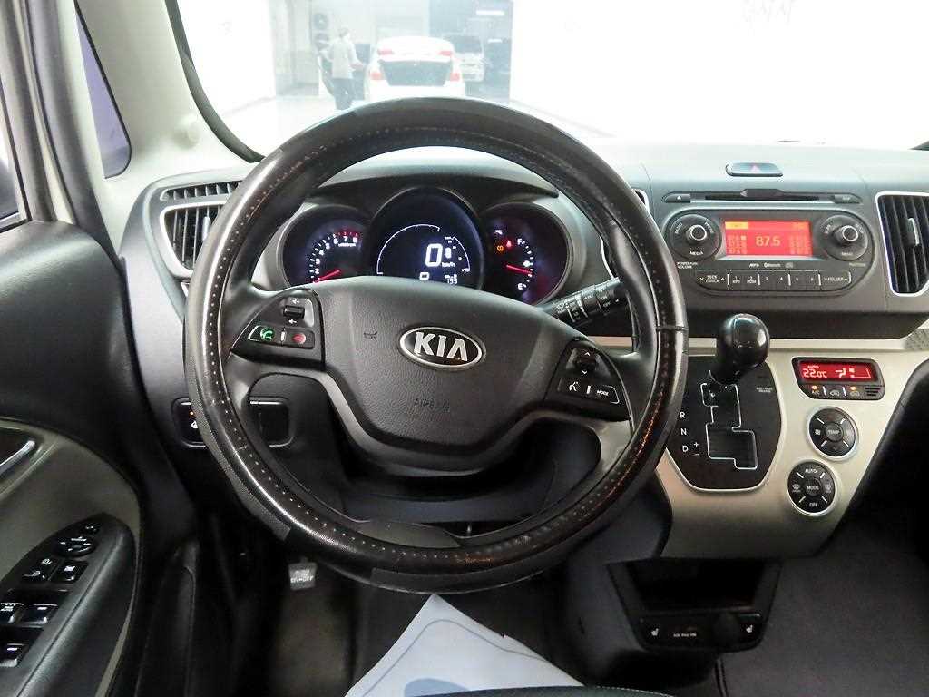 KIA Ray - Vista 7