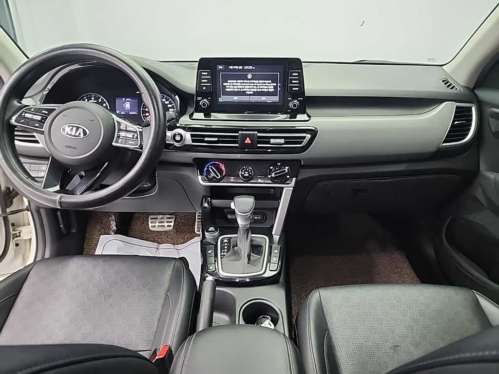 KIA Seltos - Vista 7