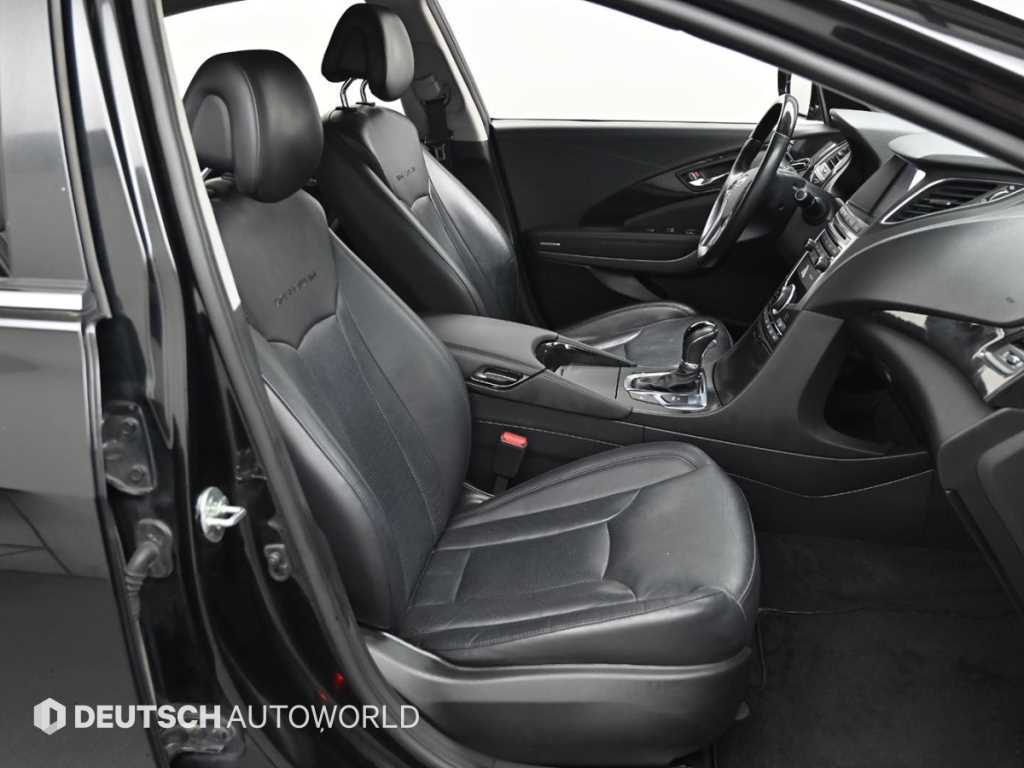 HYUNDAI Grandeur - Vista 10