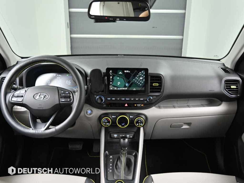 HYUNDAI Venue - Vista 7