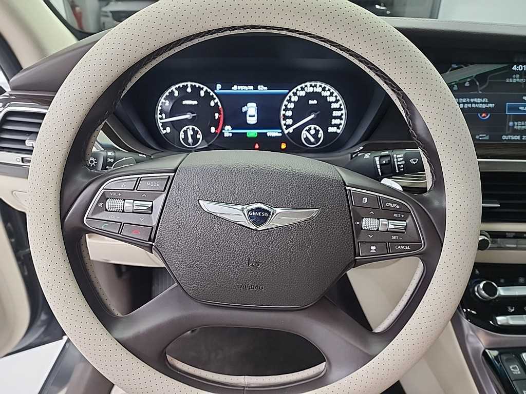 Genesis EQ900 - Vista 9